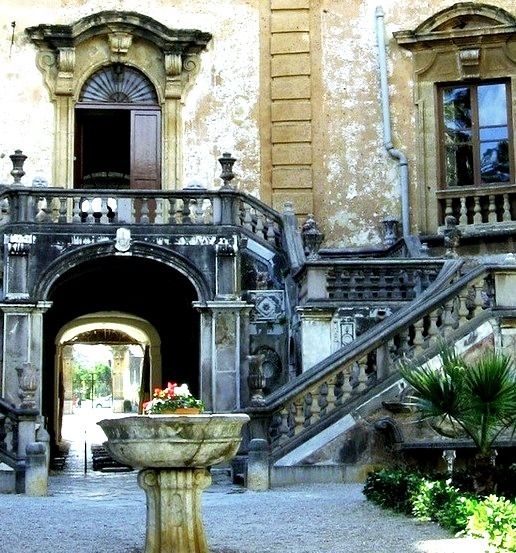 Courtyard, Palermo, Sicily, Italy